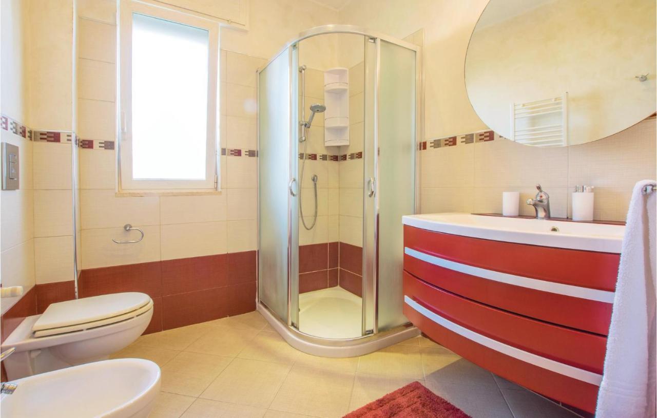 Awesome Apartment In Bari With Wifi Exteriér fotografie
