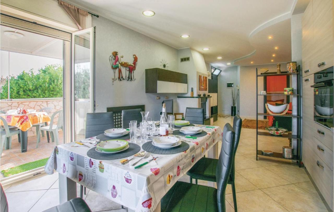 Awesome Apartment In Bari With Wifi Exteriér fotografie